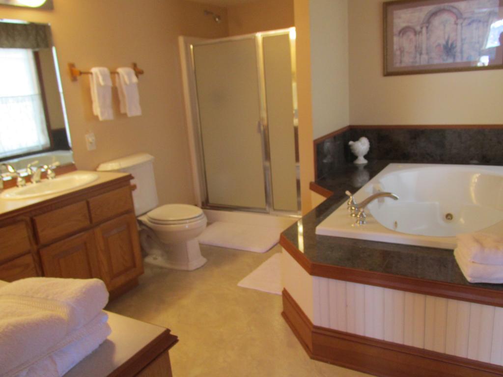 Mansion Inn Lake Stevens Habitación foto